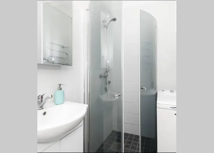 Ohtu Poik In Centre Of Апартаменты Пярну